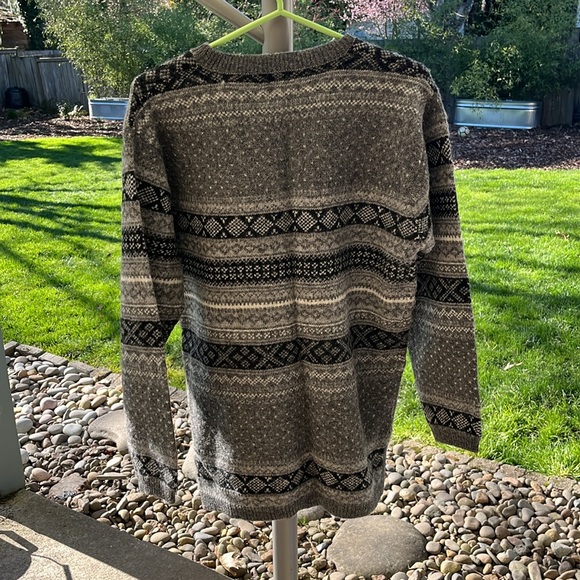 Vintage Wool Sweater - Picture 2 of 5
